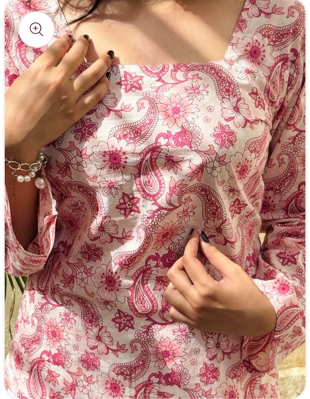 Women's Printed Straight Sleeveless Square Neck Flared Short Kurti for Women & Girls – Pink & White Designer Kurti