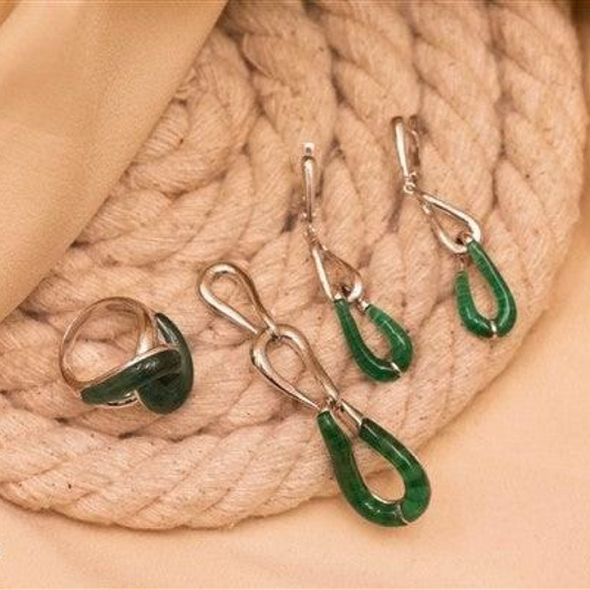 Linked Pendant Set